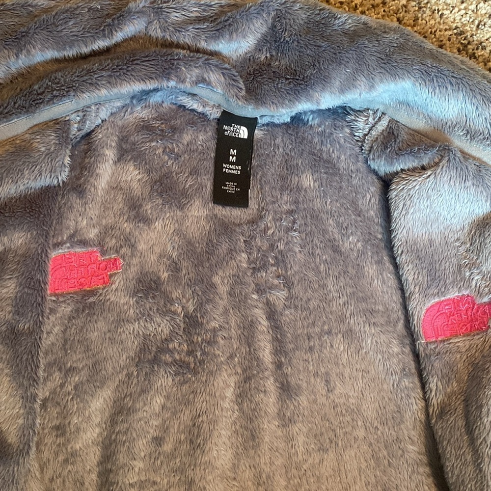 North face jacket - Picture 2 of 3